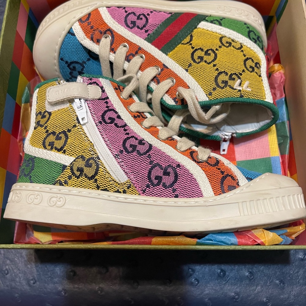 Gucci hi top sneakers